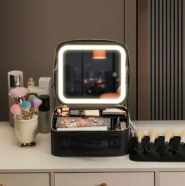Косметический чемодан с зеркалом, 3 уровня LED-подсветки и органайзером &ndash; идеальный дорожный чёрный кейс для визажа! KK-0012 фото